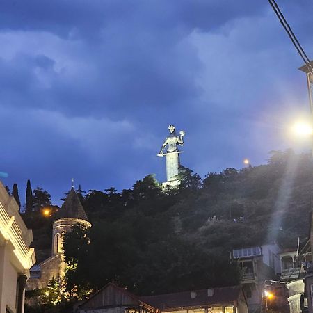 Luka Daire Tiflis Dış mekan fotoğraf